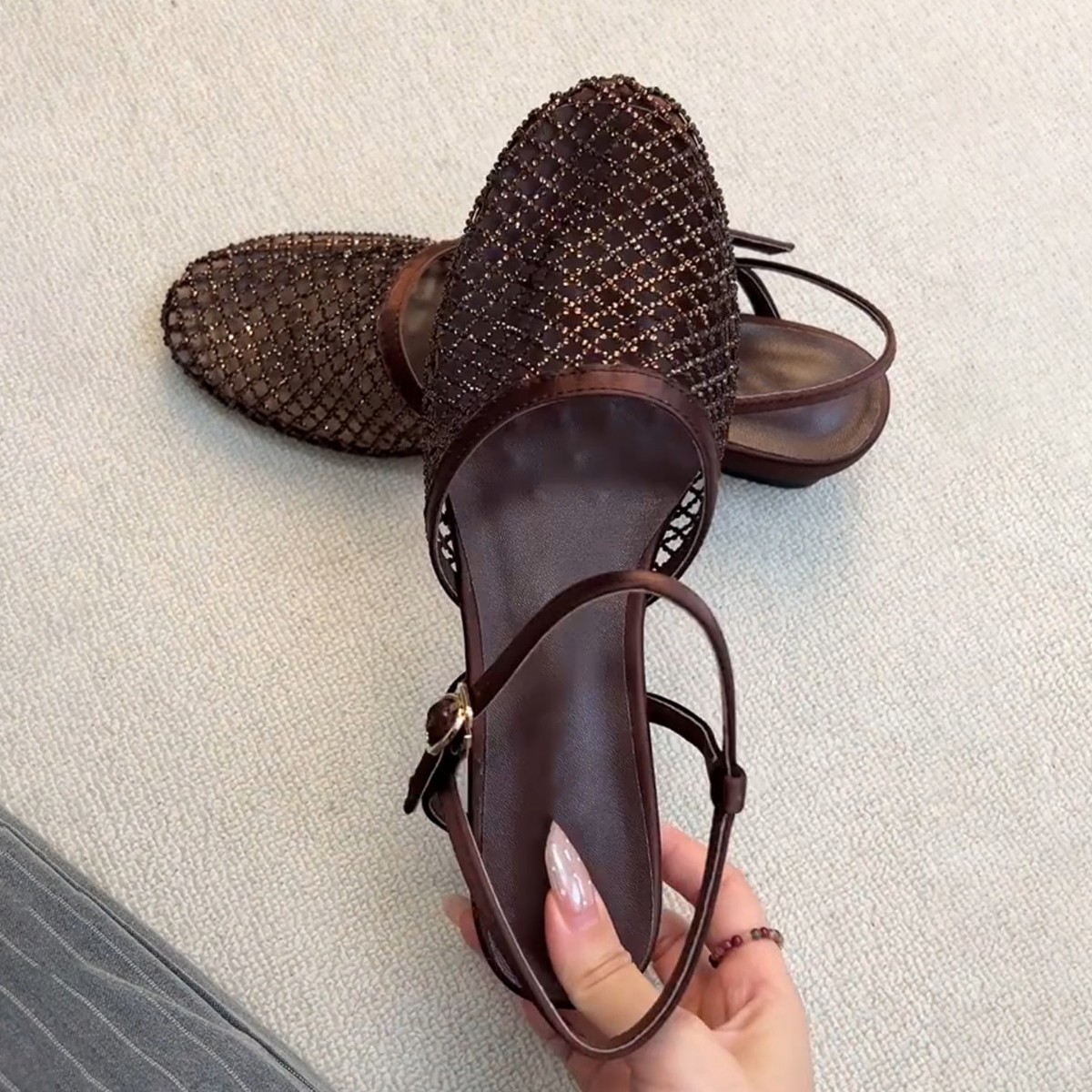 Nuovi sandali da donna con pun - Water Shoes recensione e prezzo